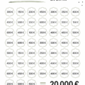Femme souriante regardant ses économies dans un carnet, symbolisant l'épargne réussie de 20,000 euros.