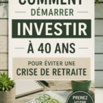 Femme de 40 ans réfléchissant à son avenir financier avec un carnet et un ordinateur