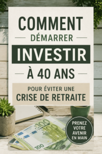 Femme de 40 ans réfléchissant à son avenir financier avec un carnet et un ordinateur