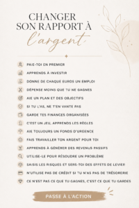 Femme souriante consultant des documents financiers