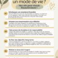 Femme utilisant une application de budget sur son téléphone, souriante.
